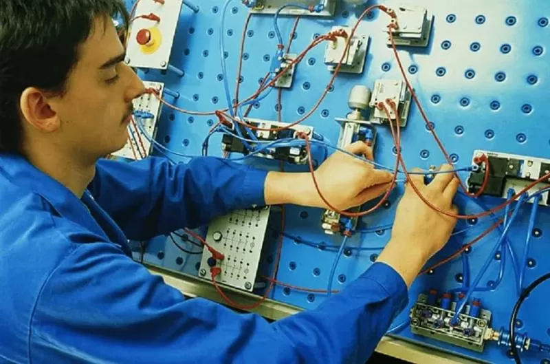 Ремонт и обслуживание телекоммуникационного оборудования и базовых станций в городе Грозный